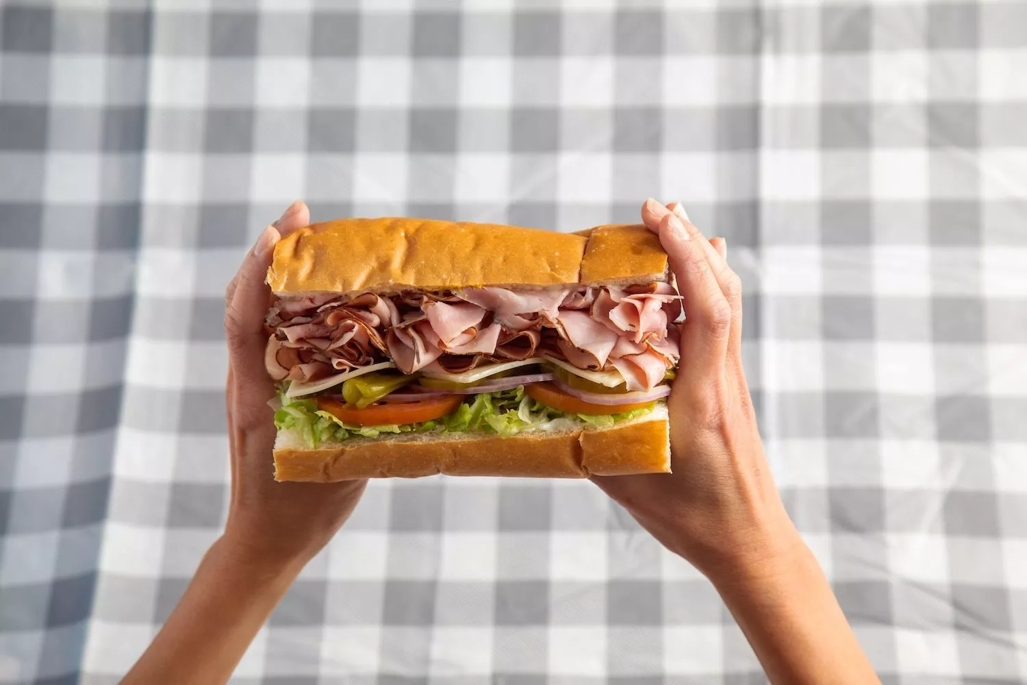 image-of-a-sandwich-showing-best-sandwich-franchise Sub Shop Franchise Investment Guide